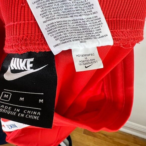 Nike Sportswear Red Floral Embroidered Skinny Track Pants - Picture 8 of 8